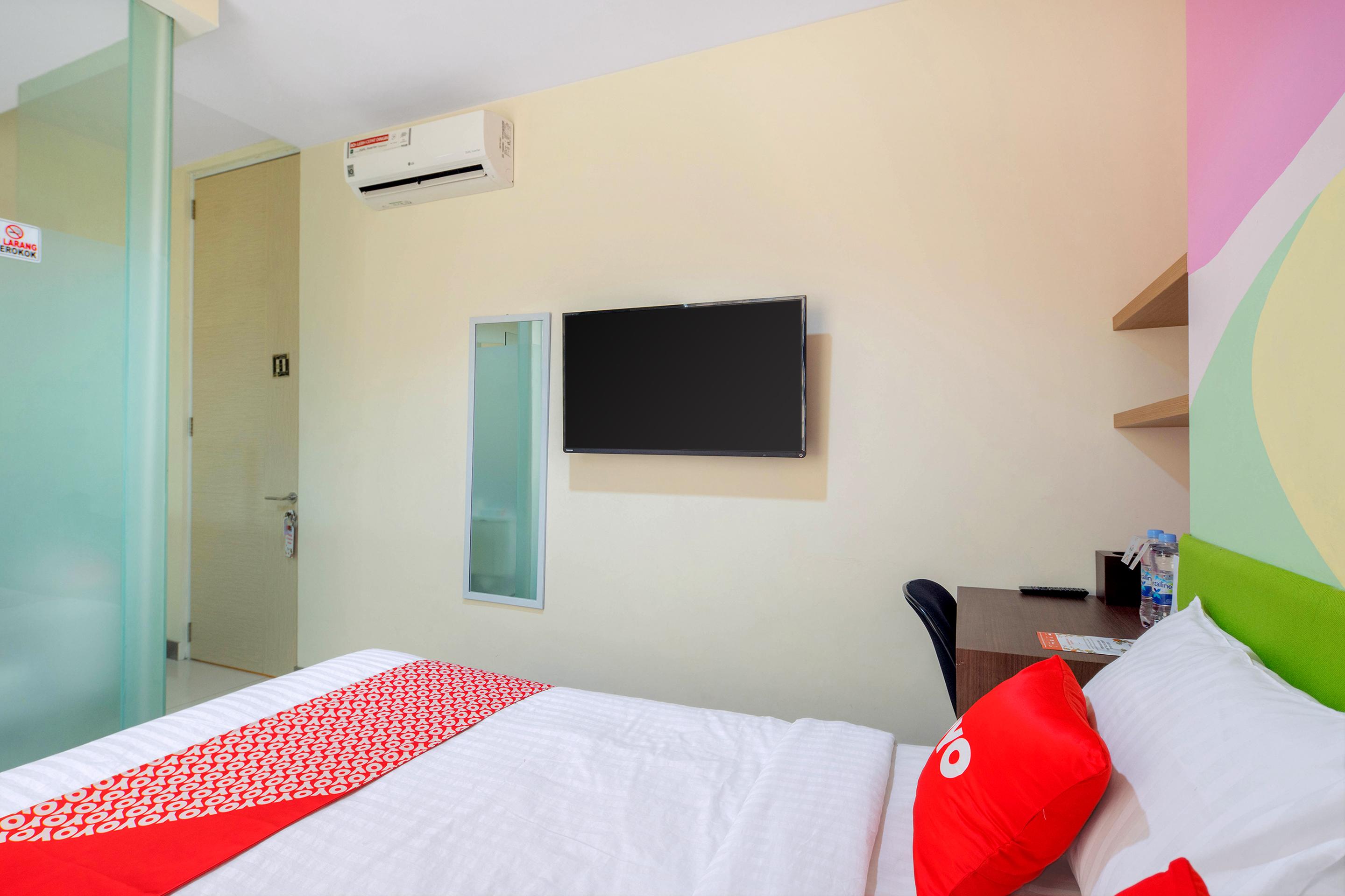 Hotel Super Oyo Capital O 1121 Orienchi 2 Jakarta Exterior foto